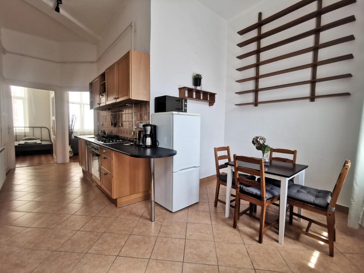 Urban Centro Apartment Budapest Bagian luar foto