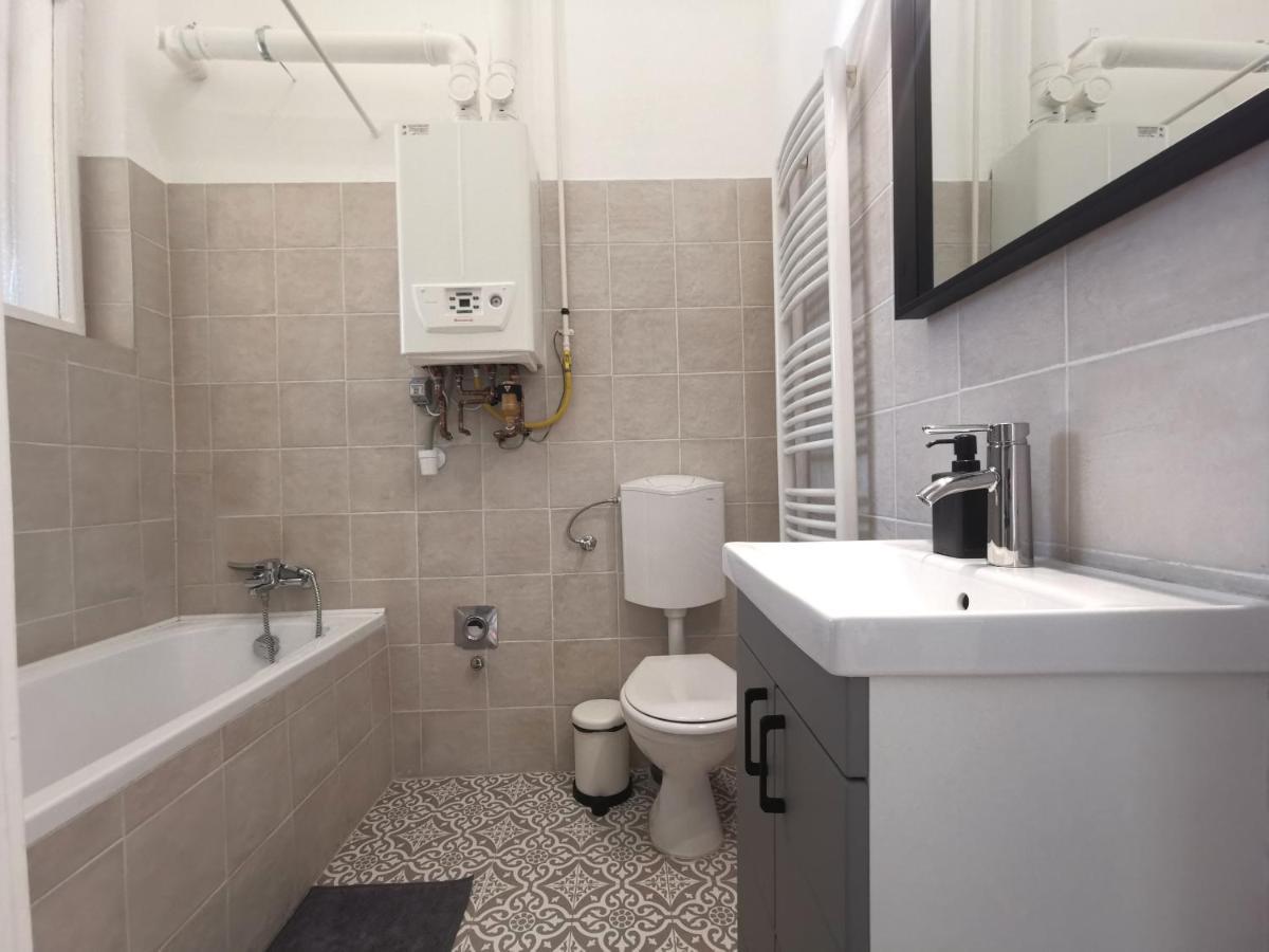 Urban Centro Apartment Budapest Bagian luar foto